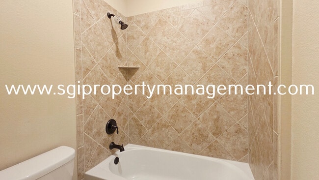 Building Photo - 201 Pasadena Trail