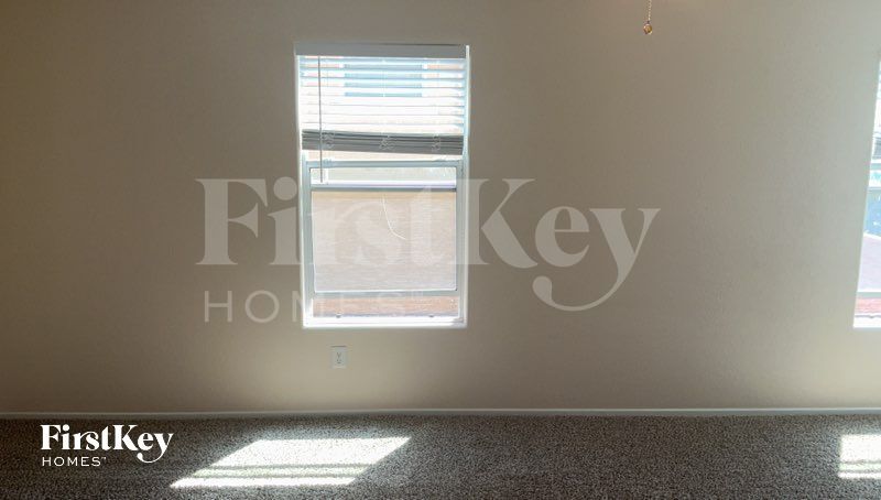 Building Photo - 617 Brinkburn Point Ave