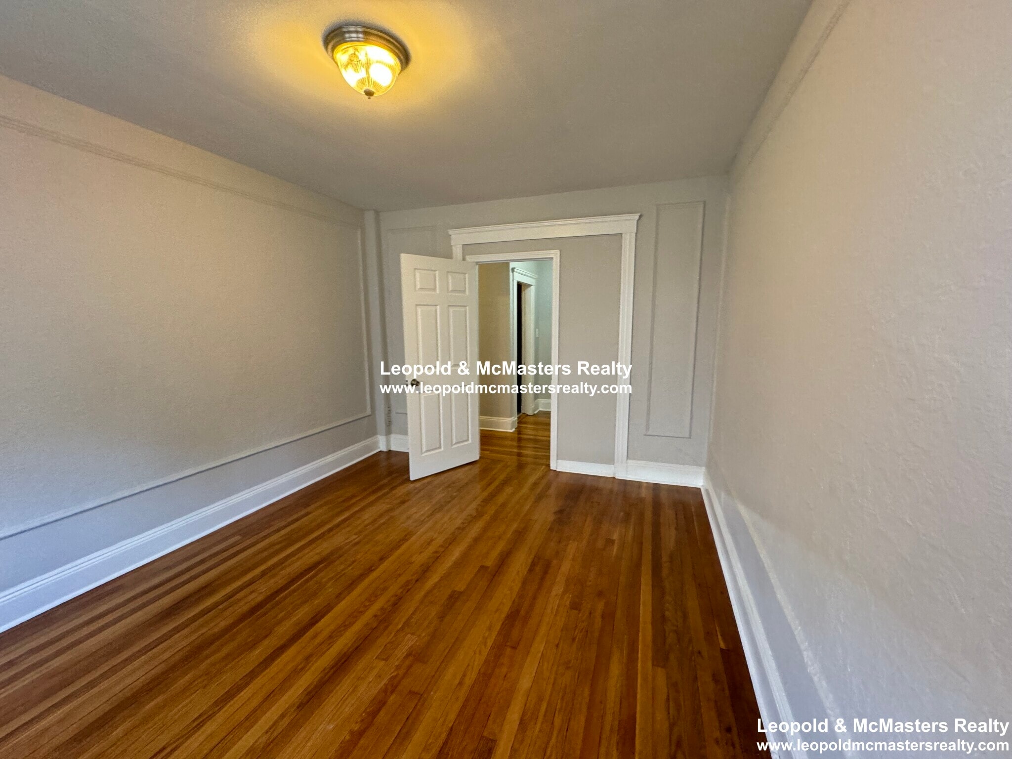 Building Photo - 45 Ashford St