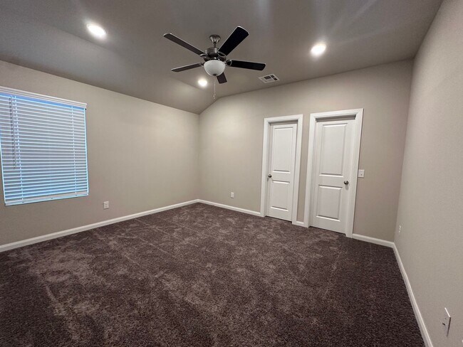 Building Photo - First Month Free!!