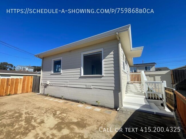 Building Photo - Spacious 2 Bedroom 1 Bath in Seaside