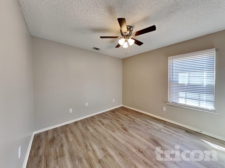 Building Photo - 4103 Orchard Hill Dr