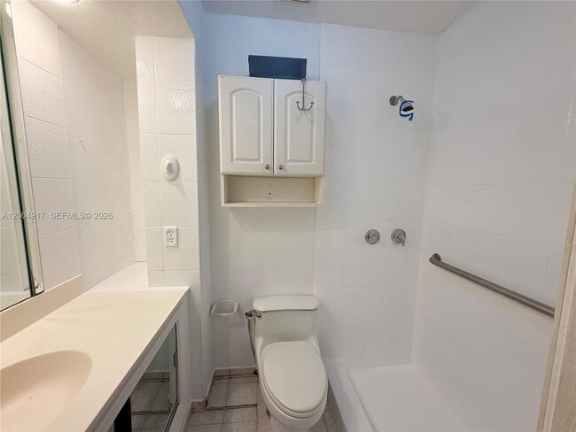 Building Photo - 3030 SW 57th Ave