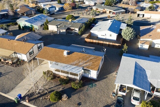 Building Photo - 2 Bedroom, 2 Bath Home Close to Willow Lake in Prescott