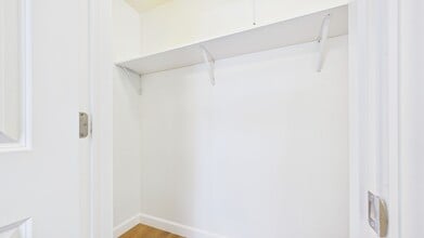 Building Photo - 10213 W 34th St