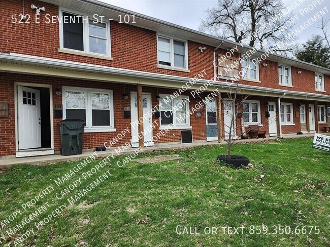 Building Photo - 522 E 7th St