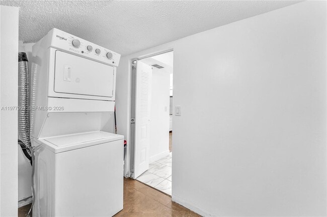 Building Photo - 4654 NW 97th Pl