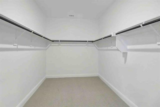 Building Photo - 1023 Emberwood Dr