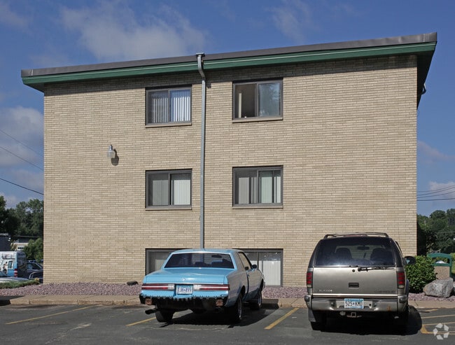Building Photo - Rosehill Estates
