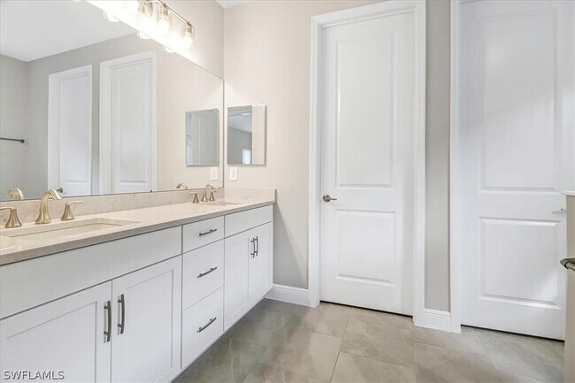 Building Photo - 4652 Centaurus Cir