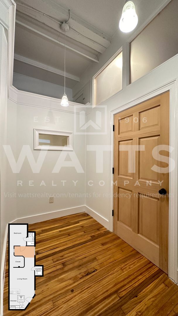 Building Photo - Loft Living in Downtown Birmingham