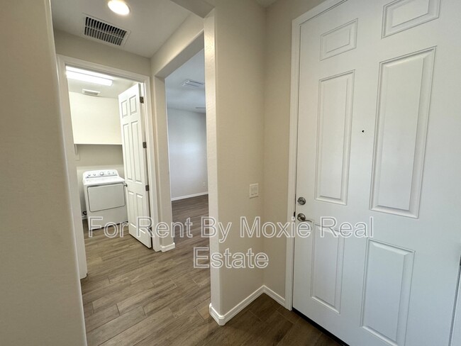 Building Photo - 21656 N Belt Dr
