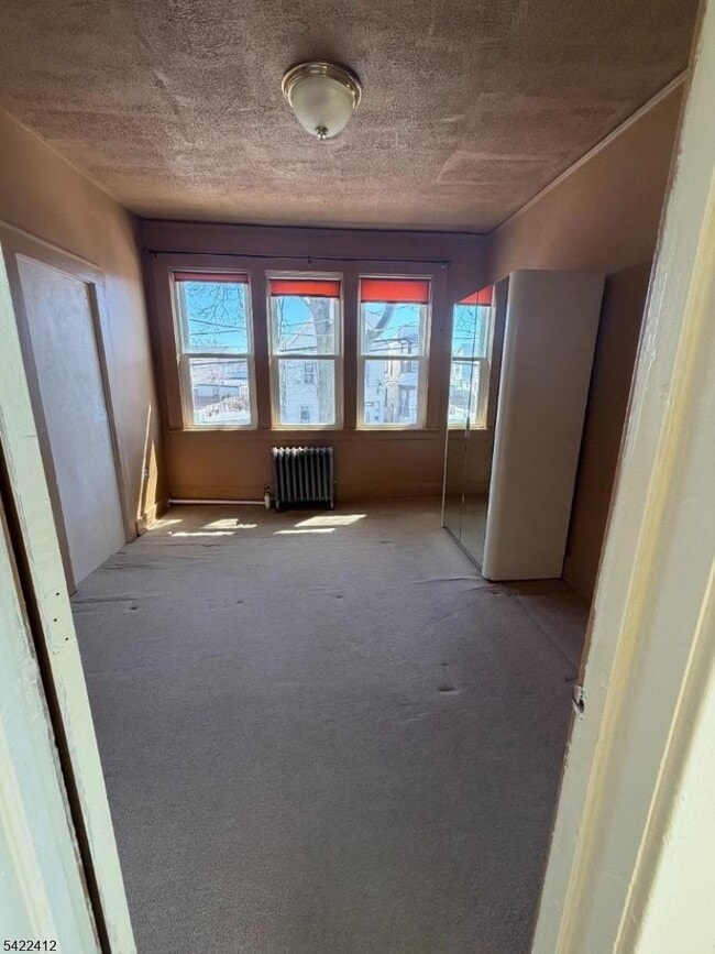 Building Photo - 656 N 7th St