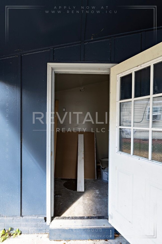 Building Photo - Newly Remodeled 3 Bd / 1 Ba in Moss Point