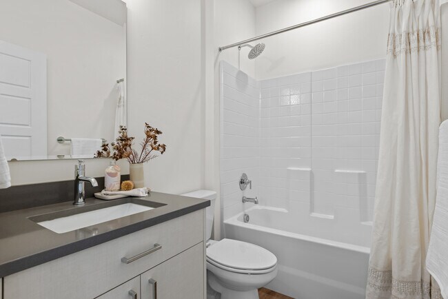 Building Photo - 509 E Violets Cv Ln