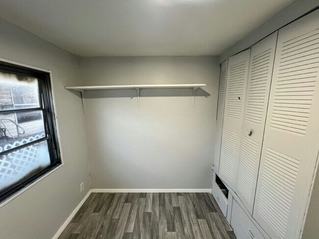 Building Photo - 108 Southland Ct