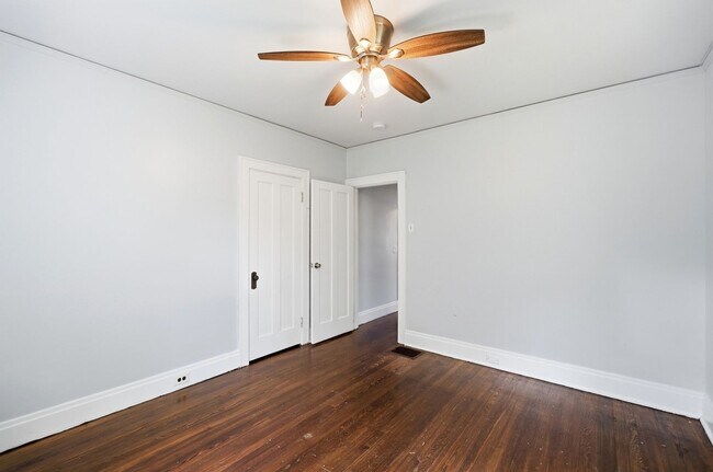 Building Photo - LEASING SPECIAL - sign a 13-month lease by 7/31/2026 and second month is free!