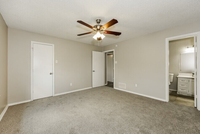 Building Photo - 1239 Sheree Ln