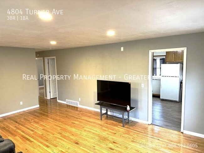 Building Photo - 4804 Turner Ave