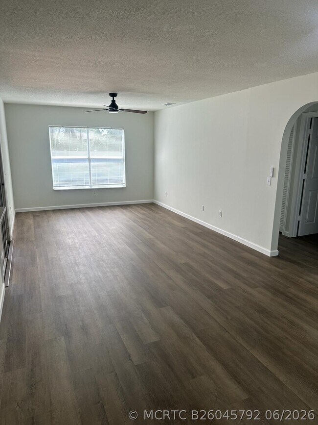 Building Photo - 2150 SW Biella Ave