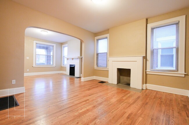 Building Photo - 1286 N 4th St