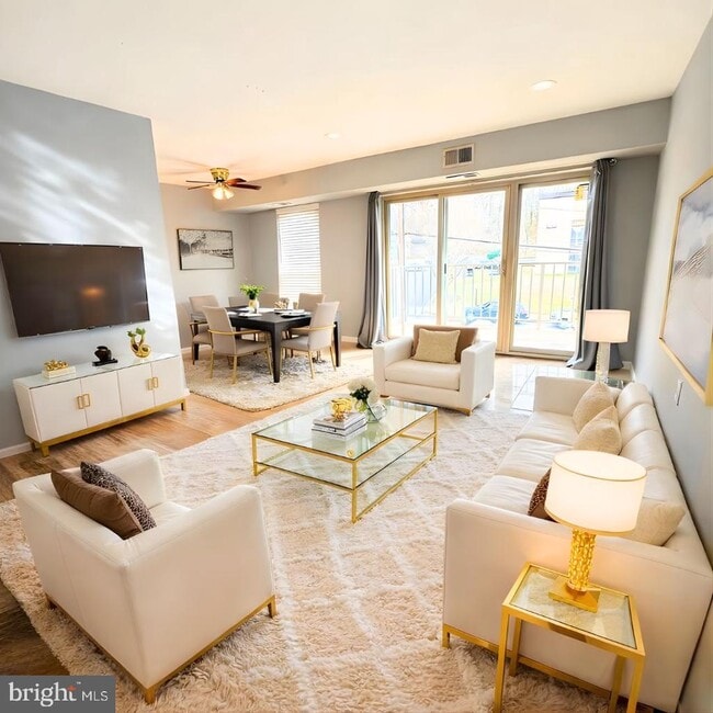 Building Photo - 5200 Newton St