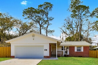 Building Photo - 4936 Perrine Dr