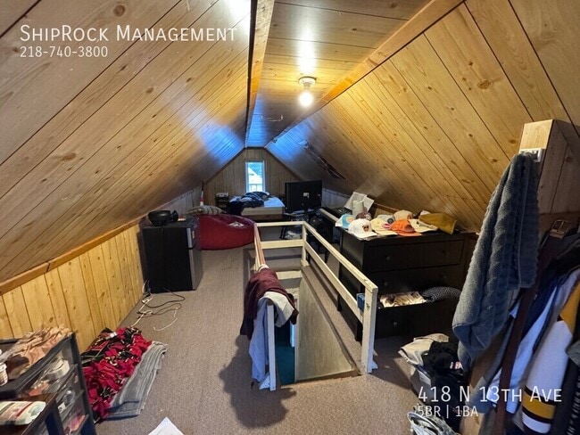 Building Photo - 418 N 13th Ave E