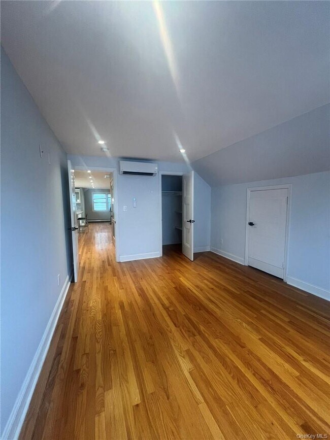 Building Photo - 36 Roanoke Ave