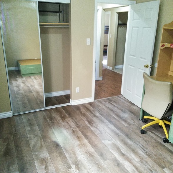 Building Photo - 8417 Avalon Blvd