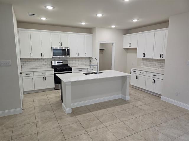 Building Photo - 1805 Acosta Dr