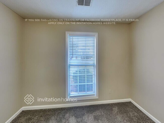 Building Photo - 6216 Nellie Ct SE