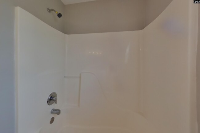 Building Photo - 308 Fox Trot Dr