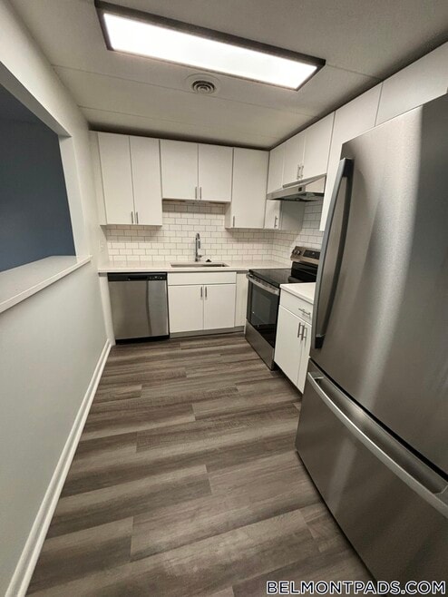 Building Photo - 51 Hill Rd