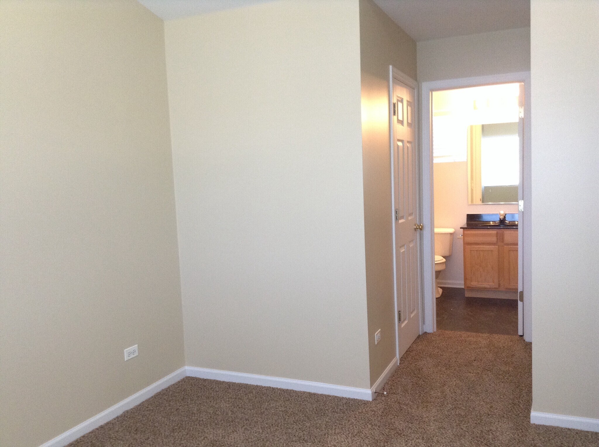 Building Photo - 3103 Meadowsedge Ln