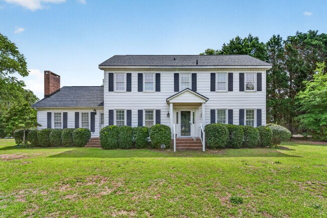 Building Photo - 636 N Wilkinson Dr