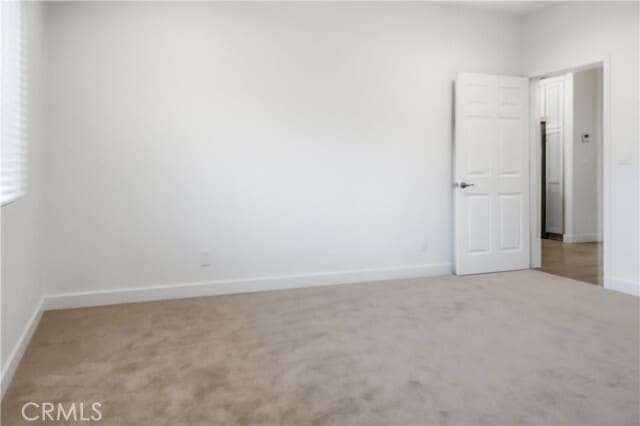 Building Photo - 215 E 2nd St