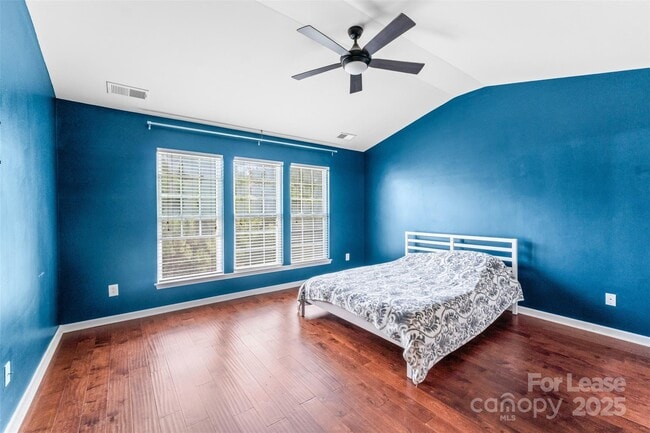 Building Photo - 15627 Canmore Street