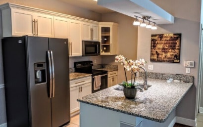 Building Photo - 16349 Enclave Village Dr