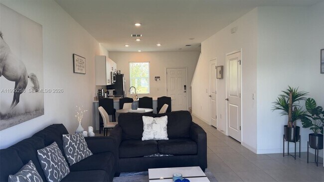 Building Photo - 3381 Composition St