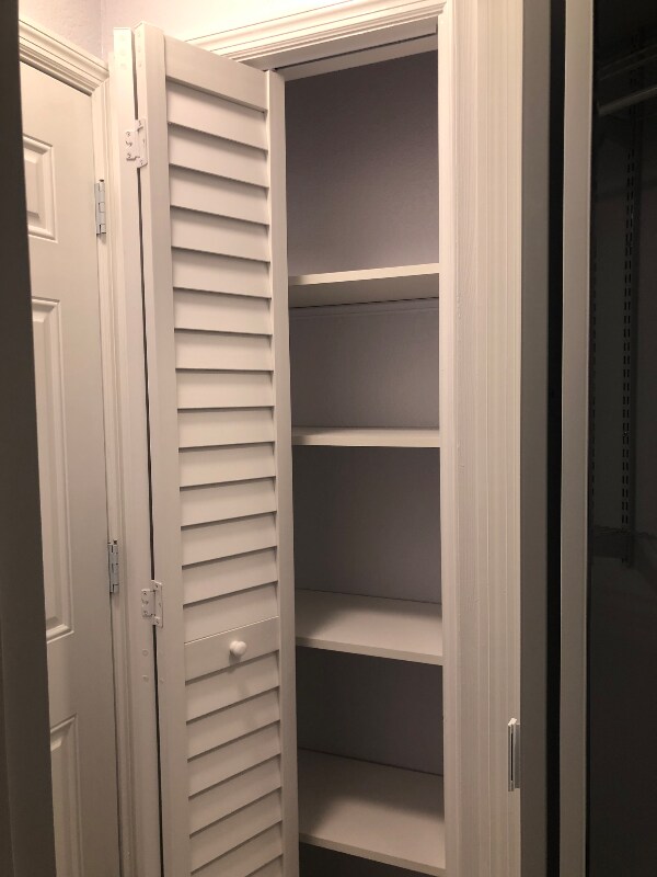 Building Photo - 2020 Lee Dr