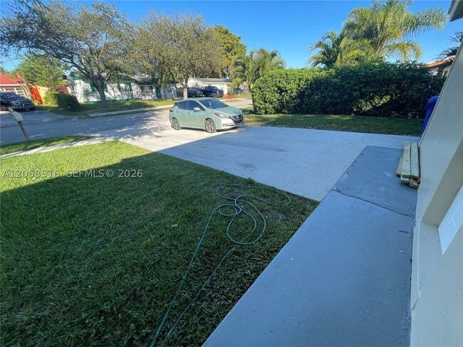 Building Photo - 1810 SW 64th Ave