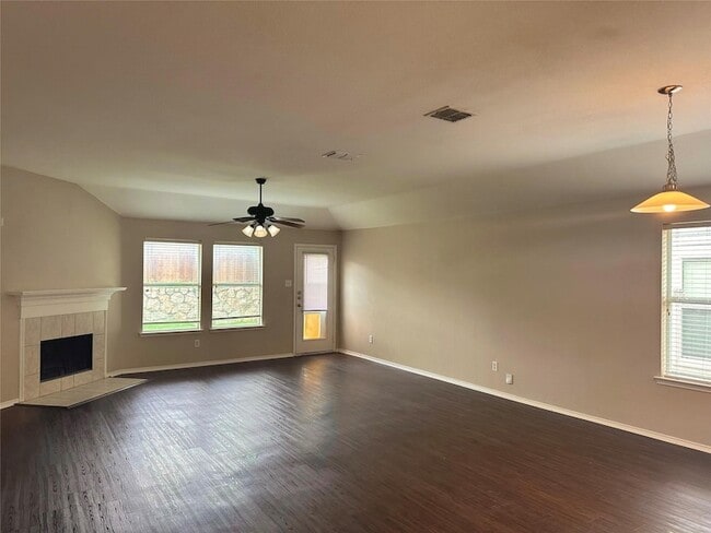 Building Photo - 1726 Duck Cove Dr