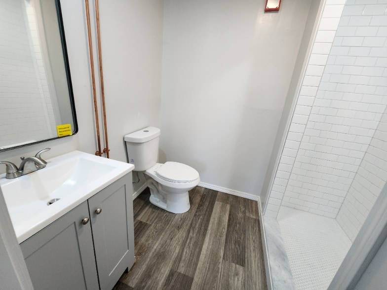 Building Photo - 18 Langdon St