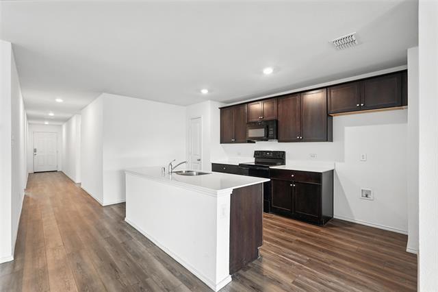 Building Photo - 5348 Finbrooke Dr