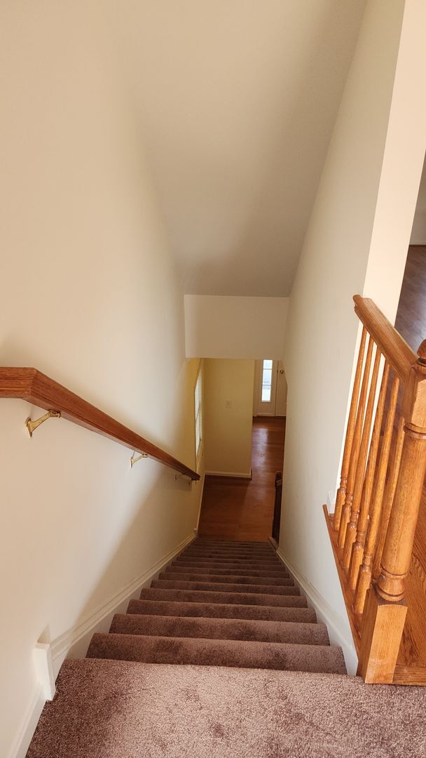 Building Photo - Spacious, Large, Luxury 3 Bedroom End - Unit Townhouse in Hockessin, Delaware