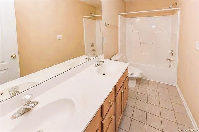 Building Photo - 3320 Crutchfield Pl