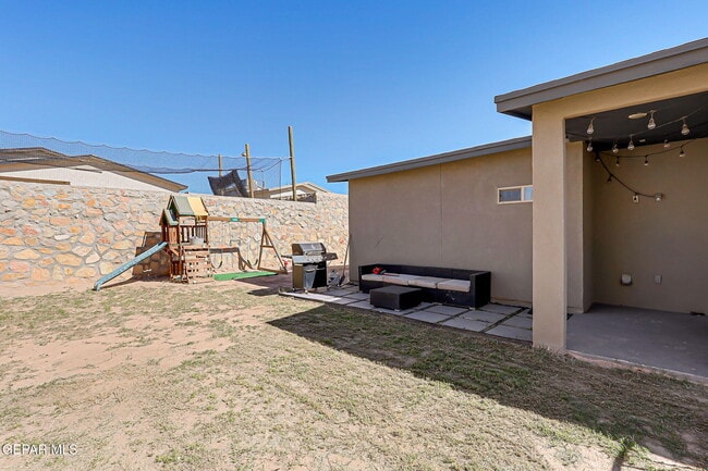 Building Photo - 12017 Silent Pl Ct