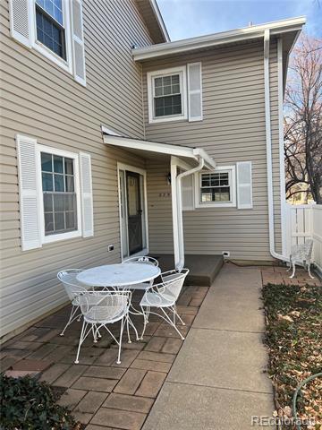 Building Photo - 2750 S Heather Gardens Way