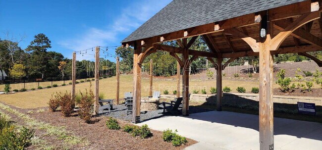 Building Photo - 7124 Timberland Trl